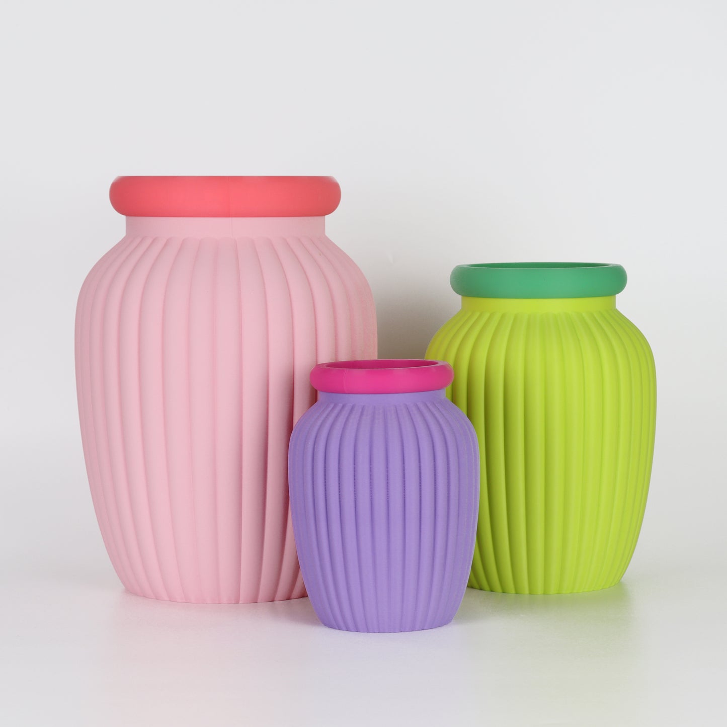 Lily Vase S