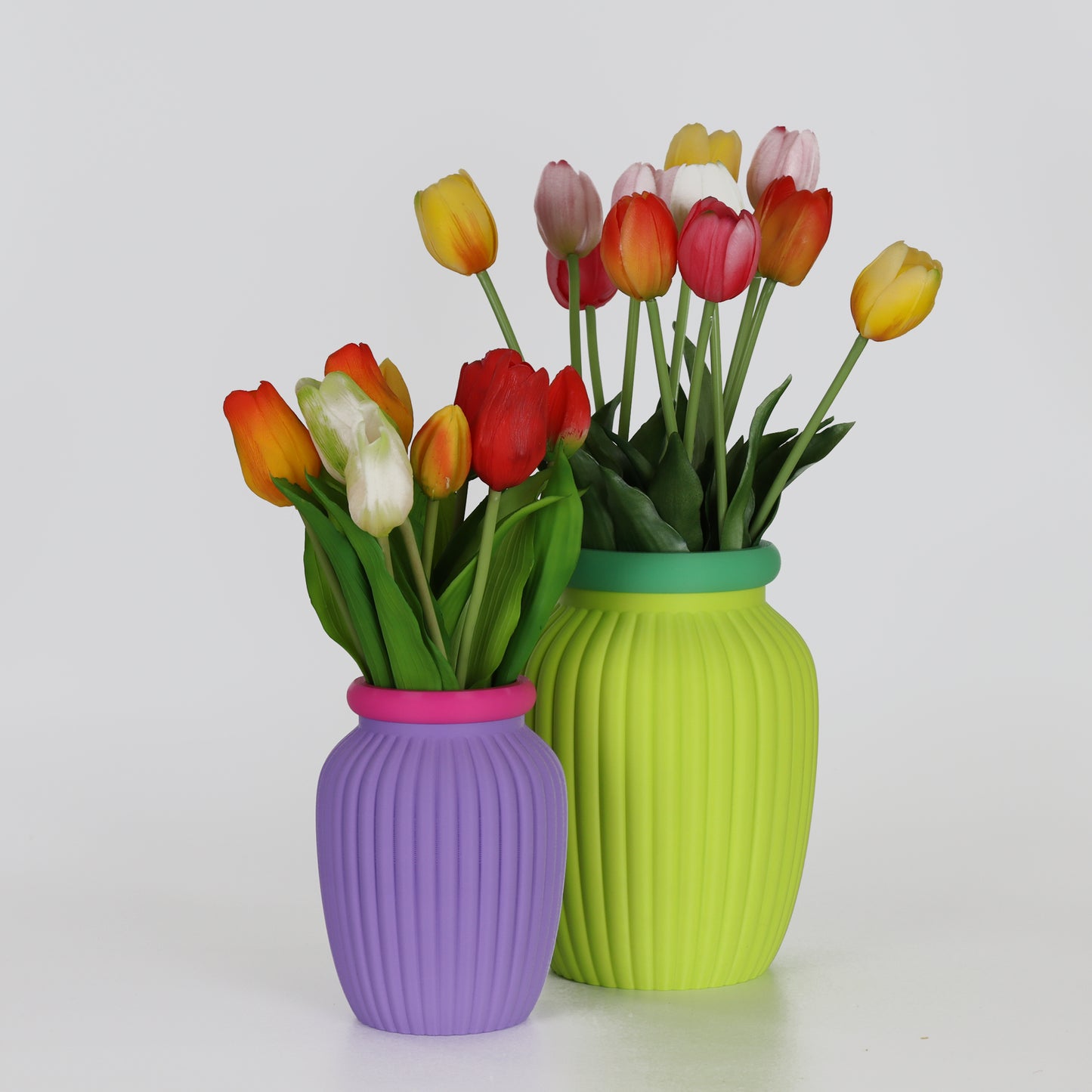 Lily Vase S